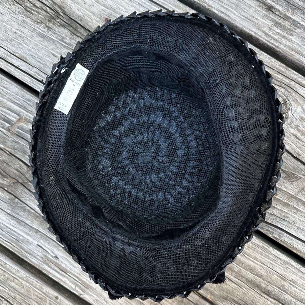 Vintage 1950s Black Tilt Cocktail Hat Velvet Bow Union Made Millinery - Picture 6 of 12